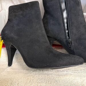 Carlos by Carlos Santana Black Footwear